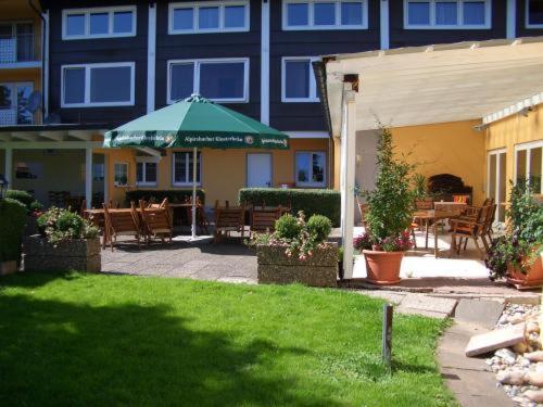 Hotel Traube Lossburg Exterior foto